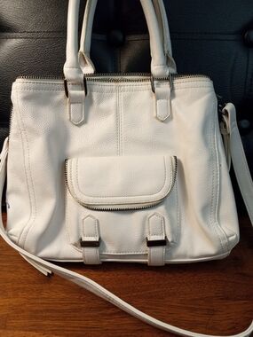 Steve Madden White Shoulder Tote with Front Pocket